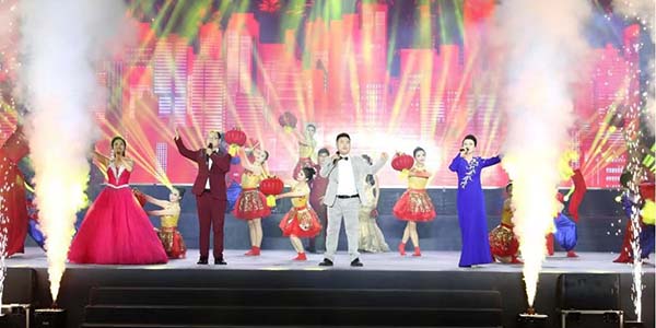 全省“粤美村晚”首秀花都  千人齐聚“未来社区”共迎新春